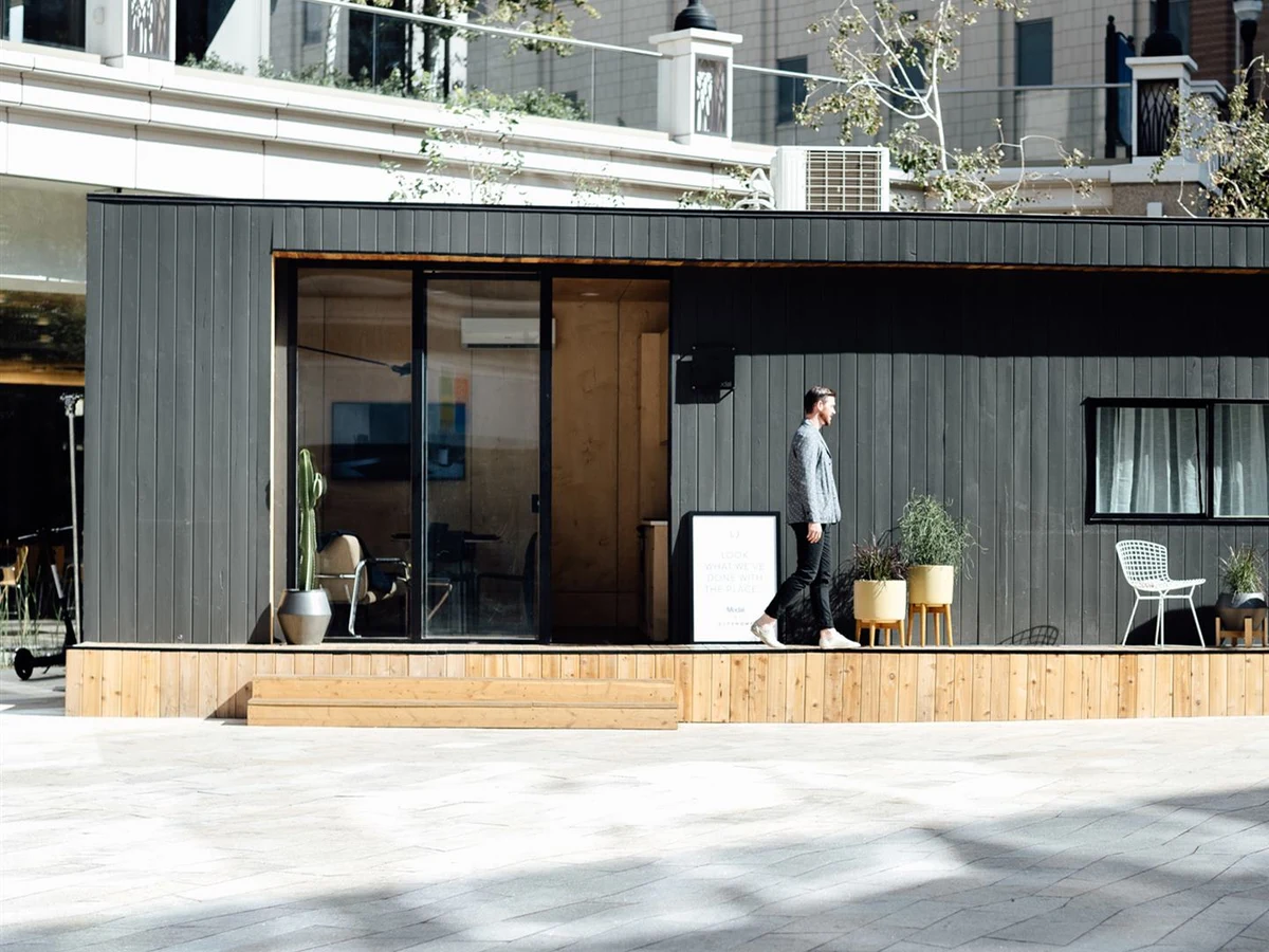 Modal 02